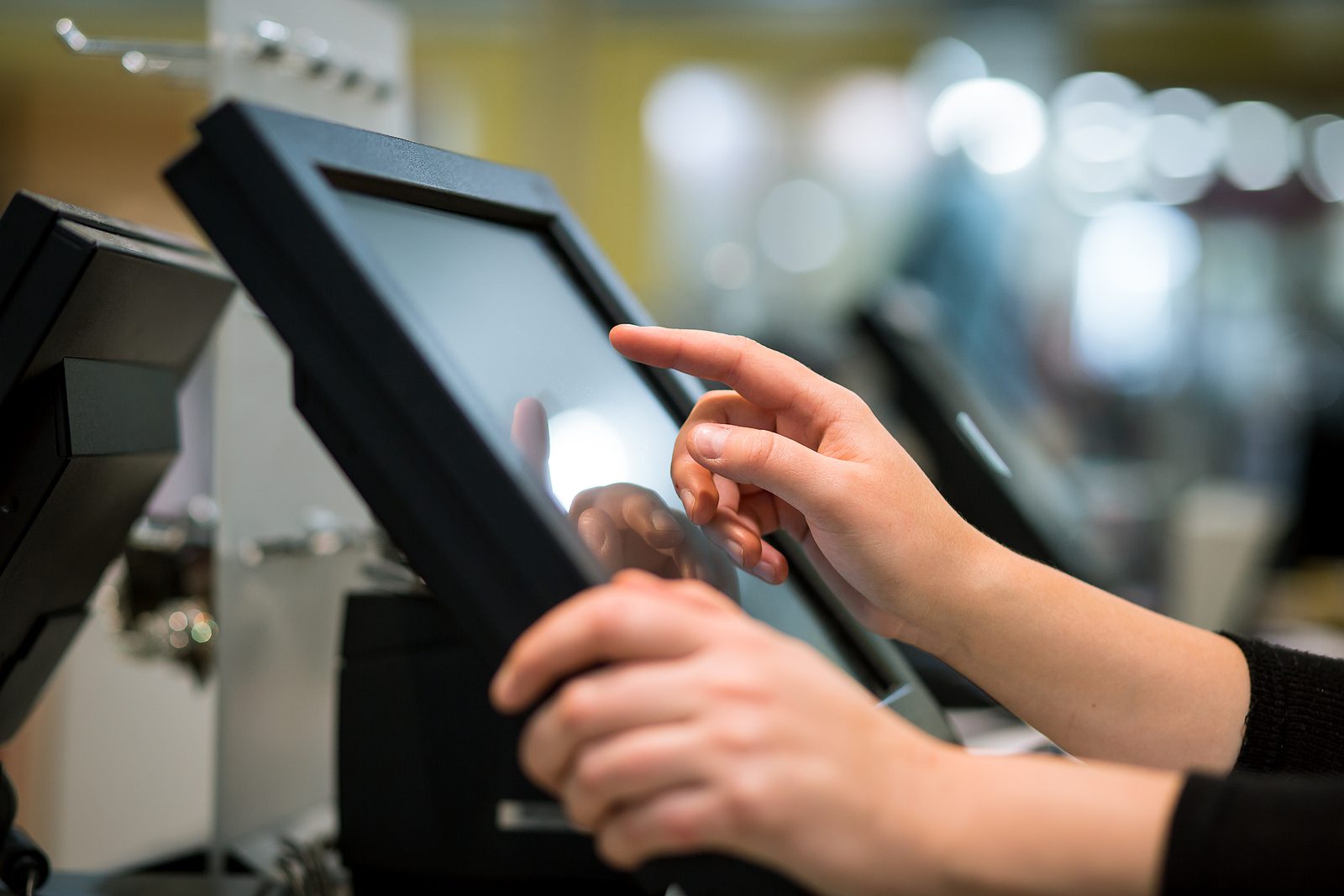 Payment Reliability: What Restaurant Owners Should Know About Online Orders, Chargebacks, and Revenue Holds