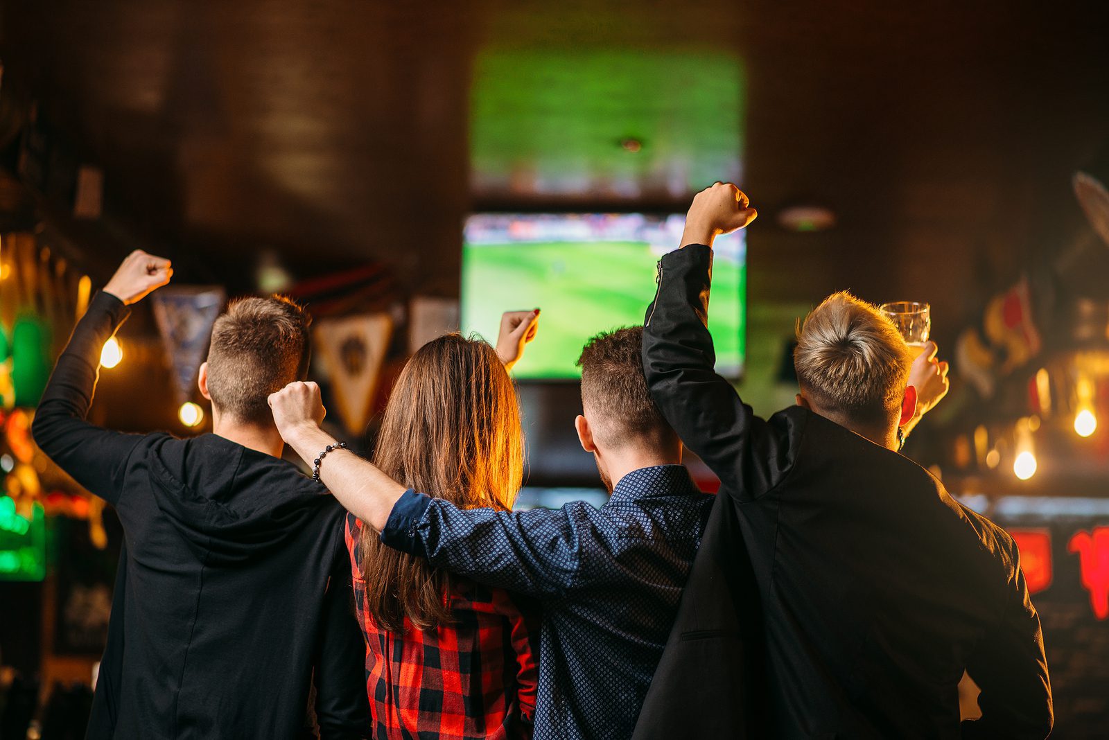 Sports Bars Changed Once Every Table Got a Second Screen
